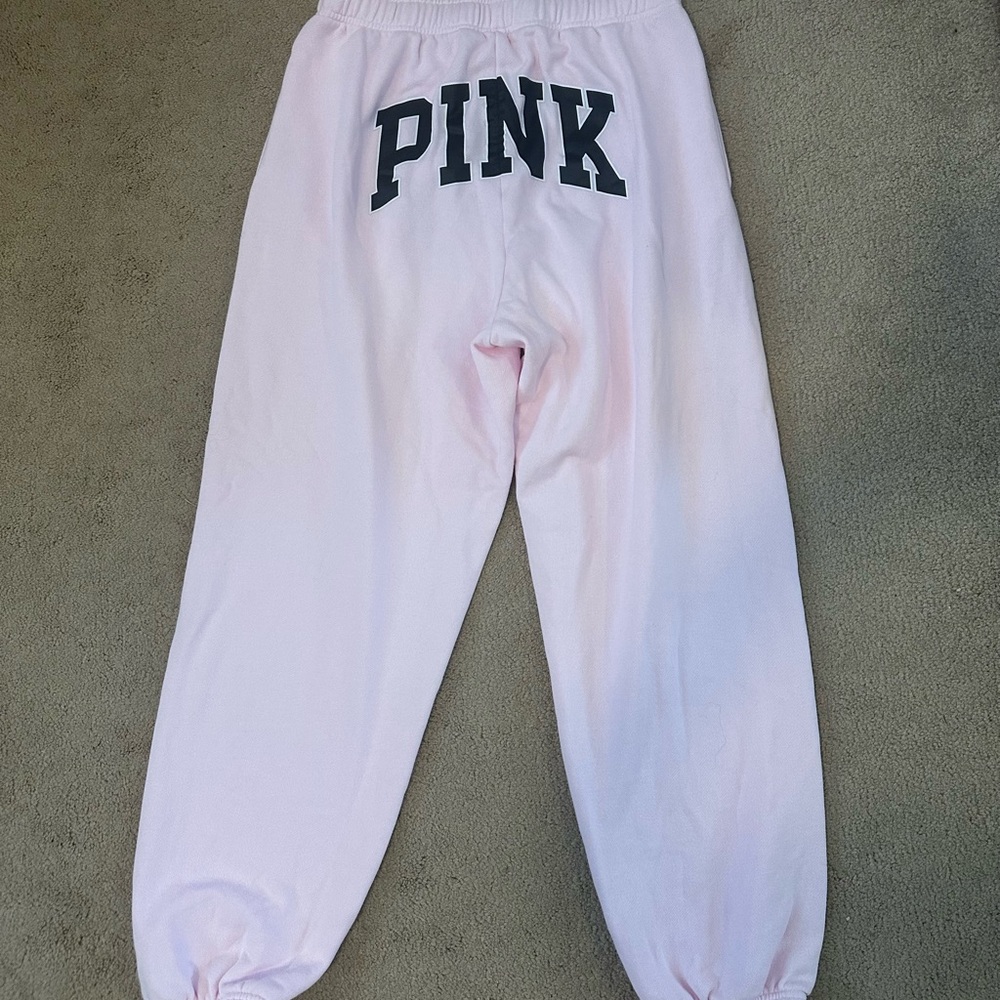Victoria’s Secret Pink Ivy Fleece Tulip Light Pink Sweatpants M